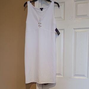 BOLD Elements White Sleeveless Sheath Dress Scoop Neck